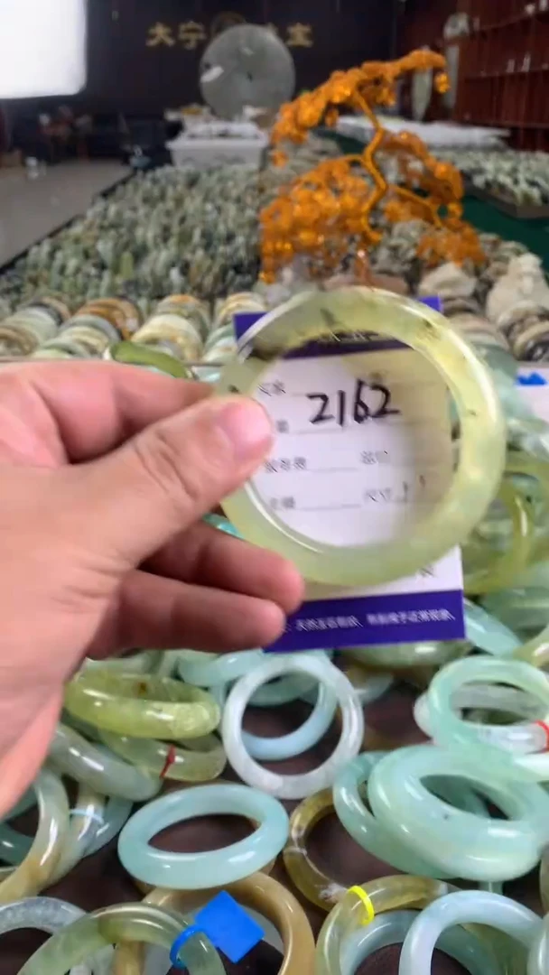 未镶嵌蛇纹石玉手镯2162