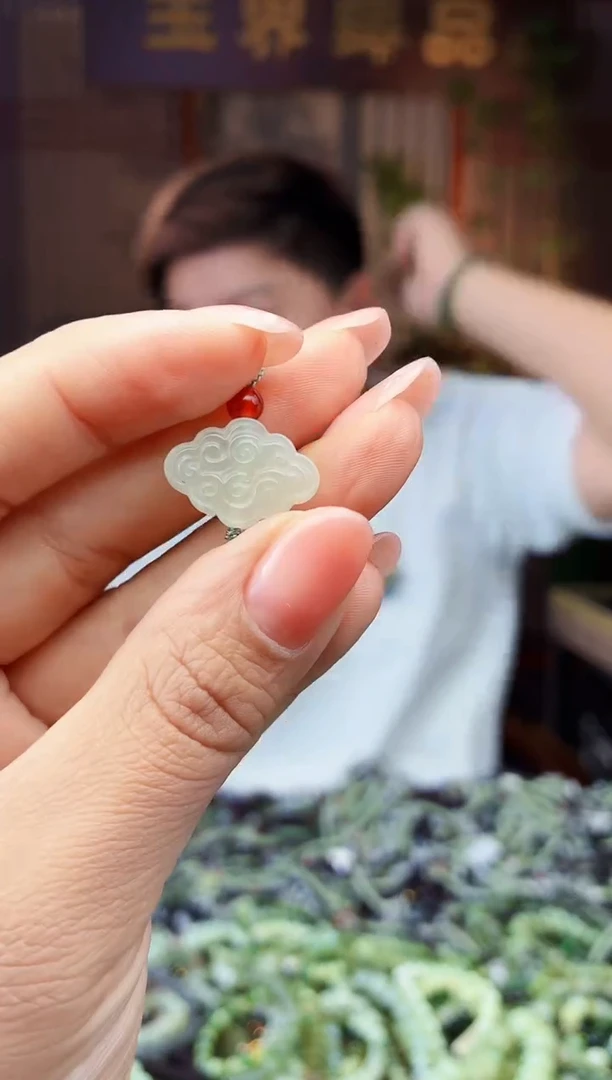 和田玉未镶嵌挂件拍一发一多样性发货