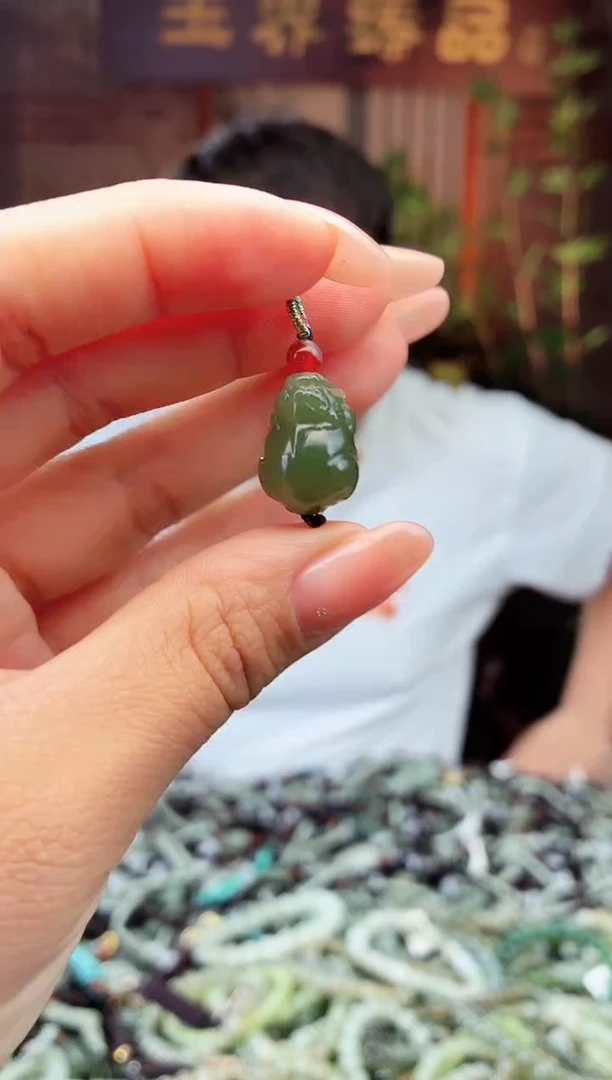 颈饰未镶嵌和田玉多样性发货拍一发一