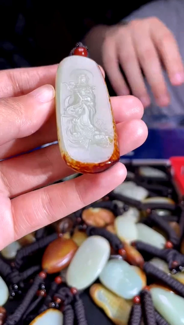 和田玉未镶嵌挂件1