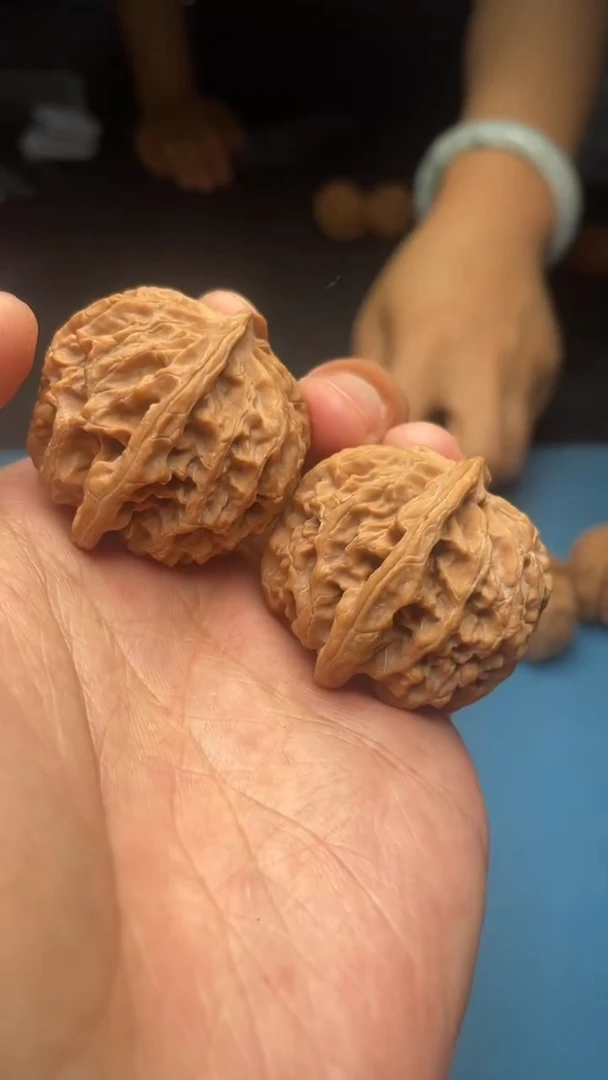 桃核把件a15  苹果园 36尺