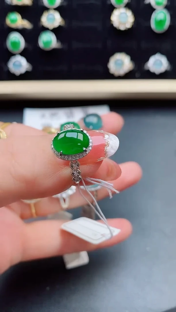 【闪购商品】翡翠戒指银S925镶嵌111111
