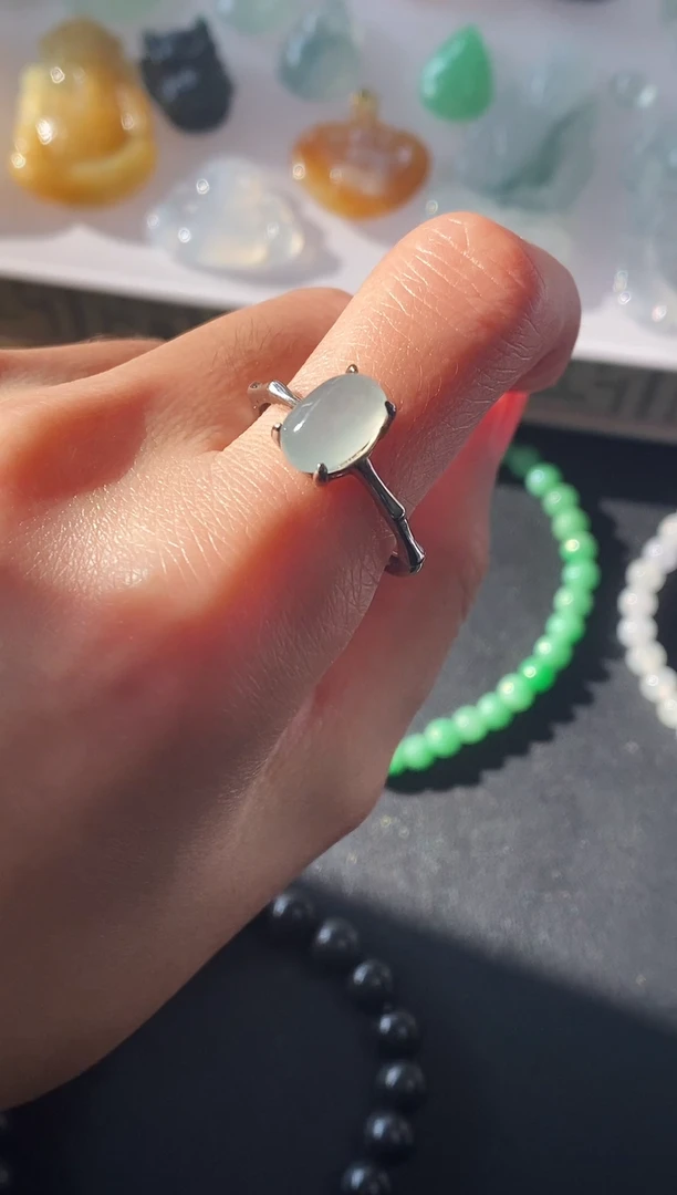 颈饰未镶嵌翡翠开口戒指~（圈口可调节）