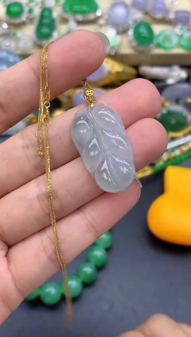 颈饰18K金镶嵌翡翠307-中国好珍宝