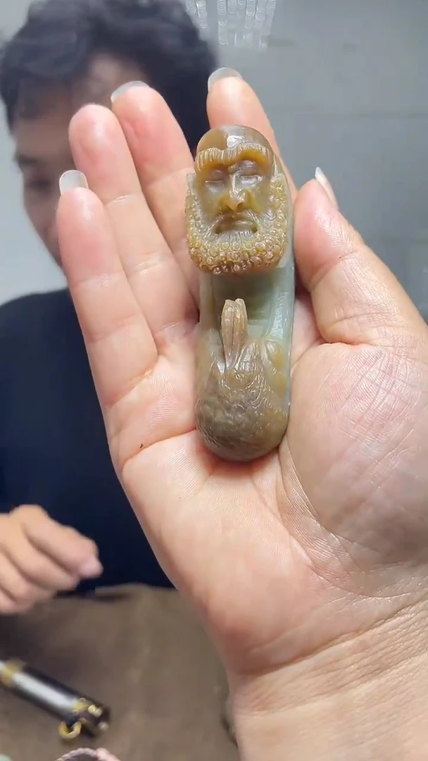 和田玉未镶嵌把件1