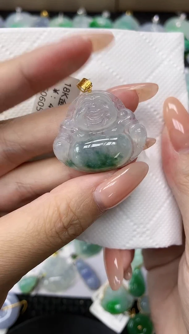 颈饰18K金镶嵌翡翠11111111111