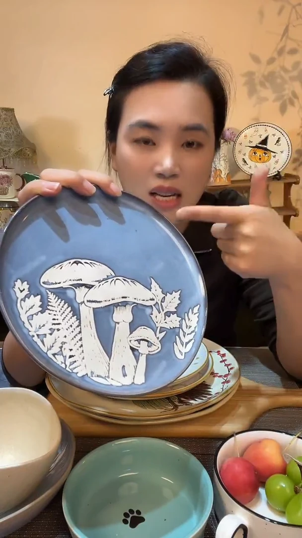 瓷片8英寸盘 微瑕介意勿拍