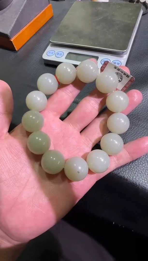 未镶嵌手串和田玉且末近矿高青白手串（产地直发）