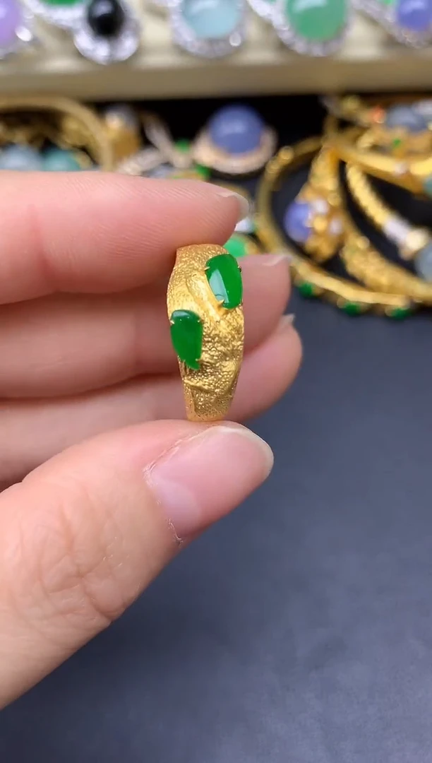 18K金镶嵌戒指翡翠332-雪姐翡翠天天见