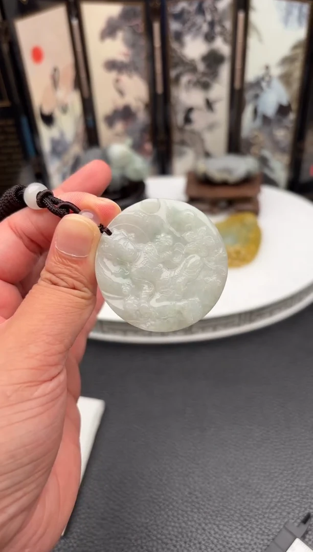 翡翠未镶嵌颈饰天然翡翠吊坠137