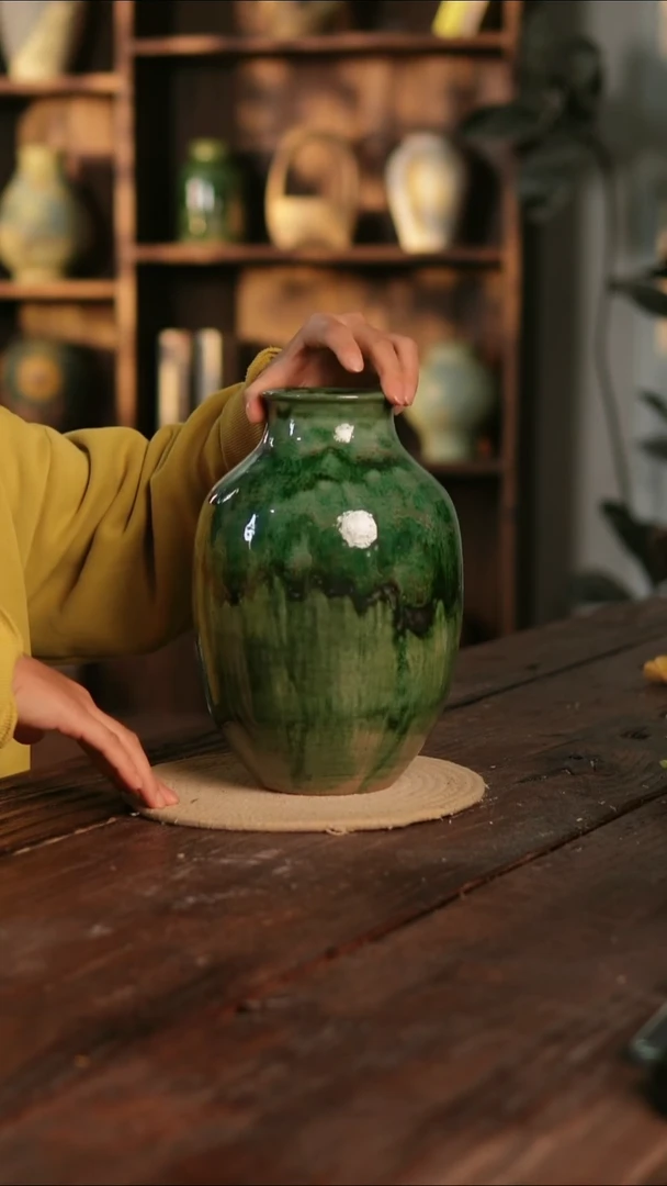 摆件24-141高28口8误差2无孔