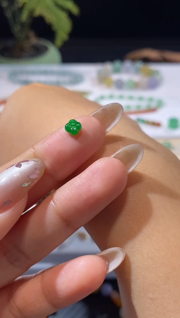 未镶嵌定制翡翠卡4.5小桂花  福利不退不换