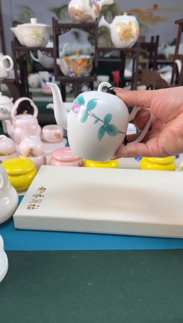 【闪购商品】瓷器 ······.......