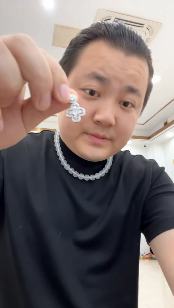 翡翠未镶嵌吊坠(不含链)吊坠