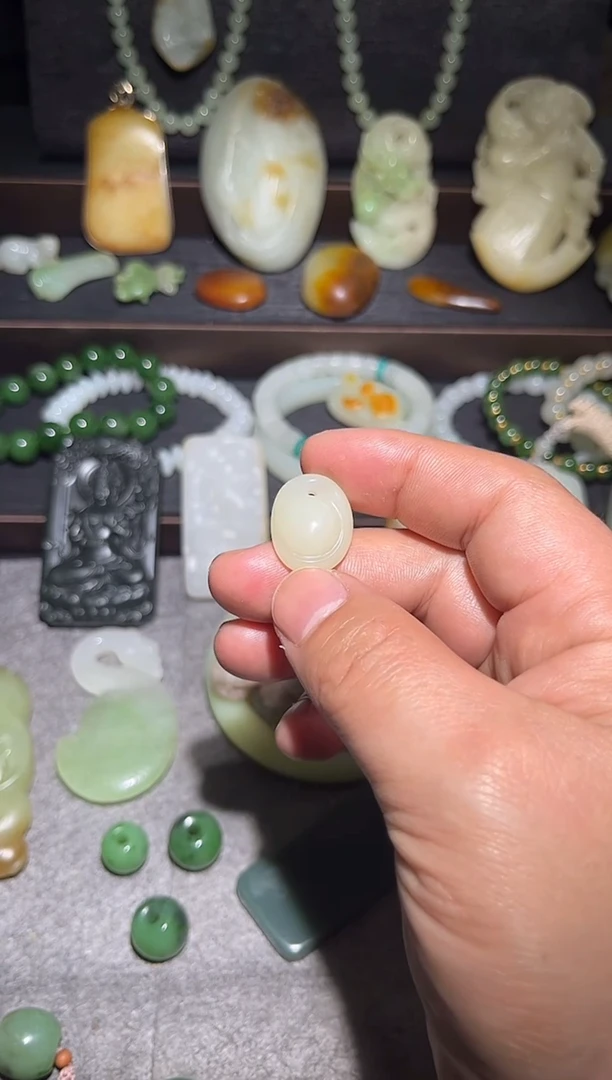 吊坠(不含链)未镶嵌和田玉和田玉米达吊坠