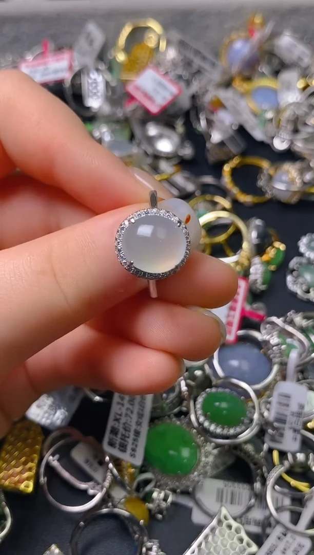 银S925镶嵌戒指翡翠百内无证书