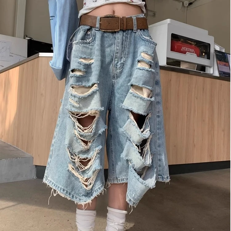 2025夏季新款复古休闲破洞牛仔短裤女宽松水洗做旧直筒高腰五分裤