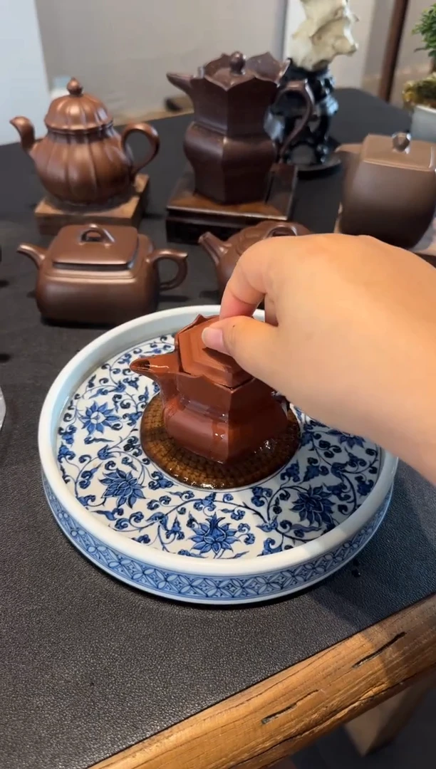 茶壶紫砂?****?大彬僧帽 铺砂