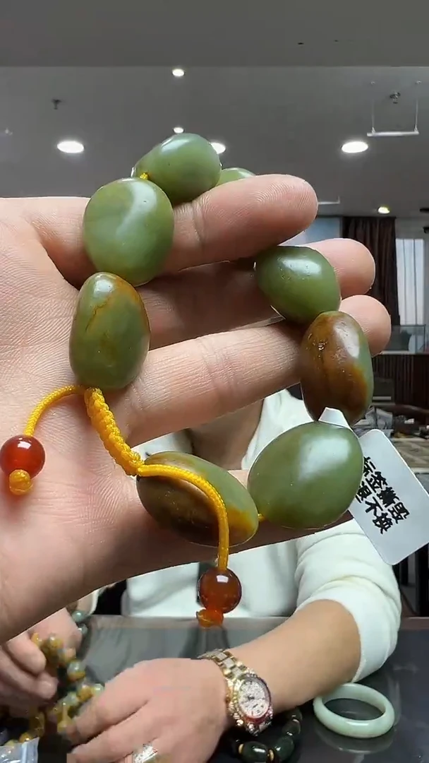 未镶嵌手链透闪石质玉三*随型