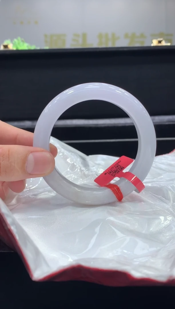 未镶嵌手镯翡翠翡翠手镯