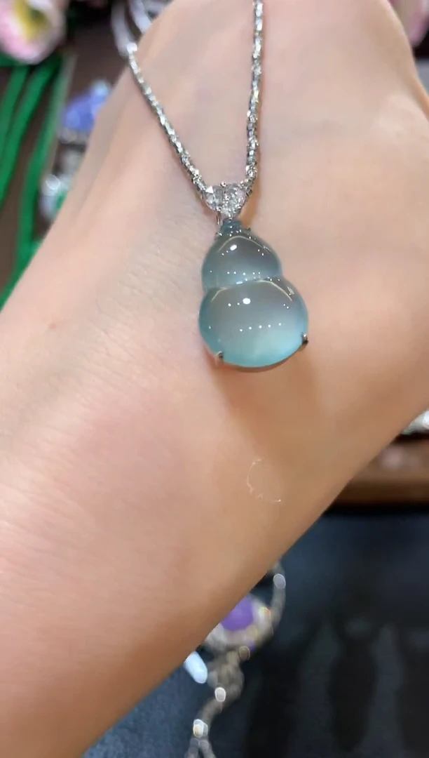 吊坠(不含链)18K金镶嵌翡翠m36