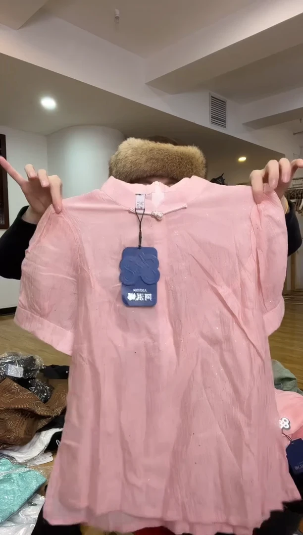 M码       90-105斤   半袖