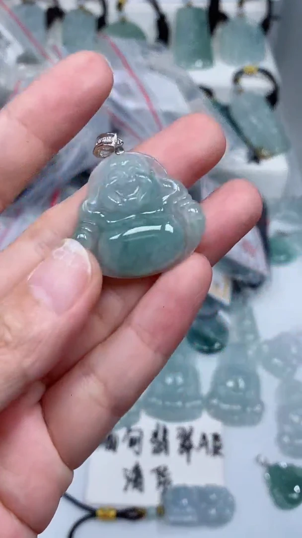 颈饰银S925镶嵌翡翠吊坠