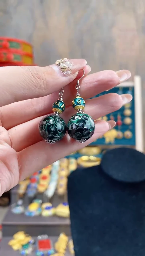 【闪购商品】非遗犀皮漆精品耳环灰绿色