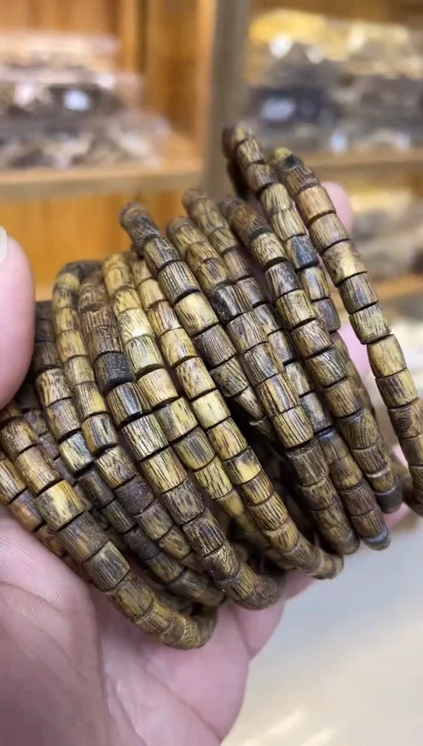 【闪购商品】沉香手串棋楠红金猊随型单圈多样性发其一