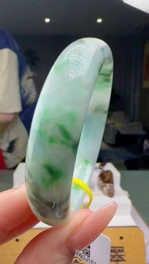 【闪购商品】翡翠手镯未镶嵌YJ@@960Q3J15362