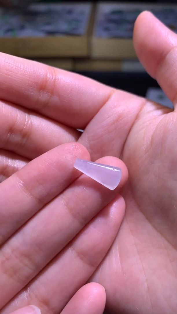 定制翡翠未镶嵌毛货