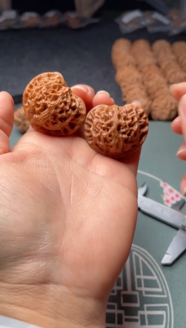 把件文玩核桃w11  宫灯  39尺