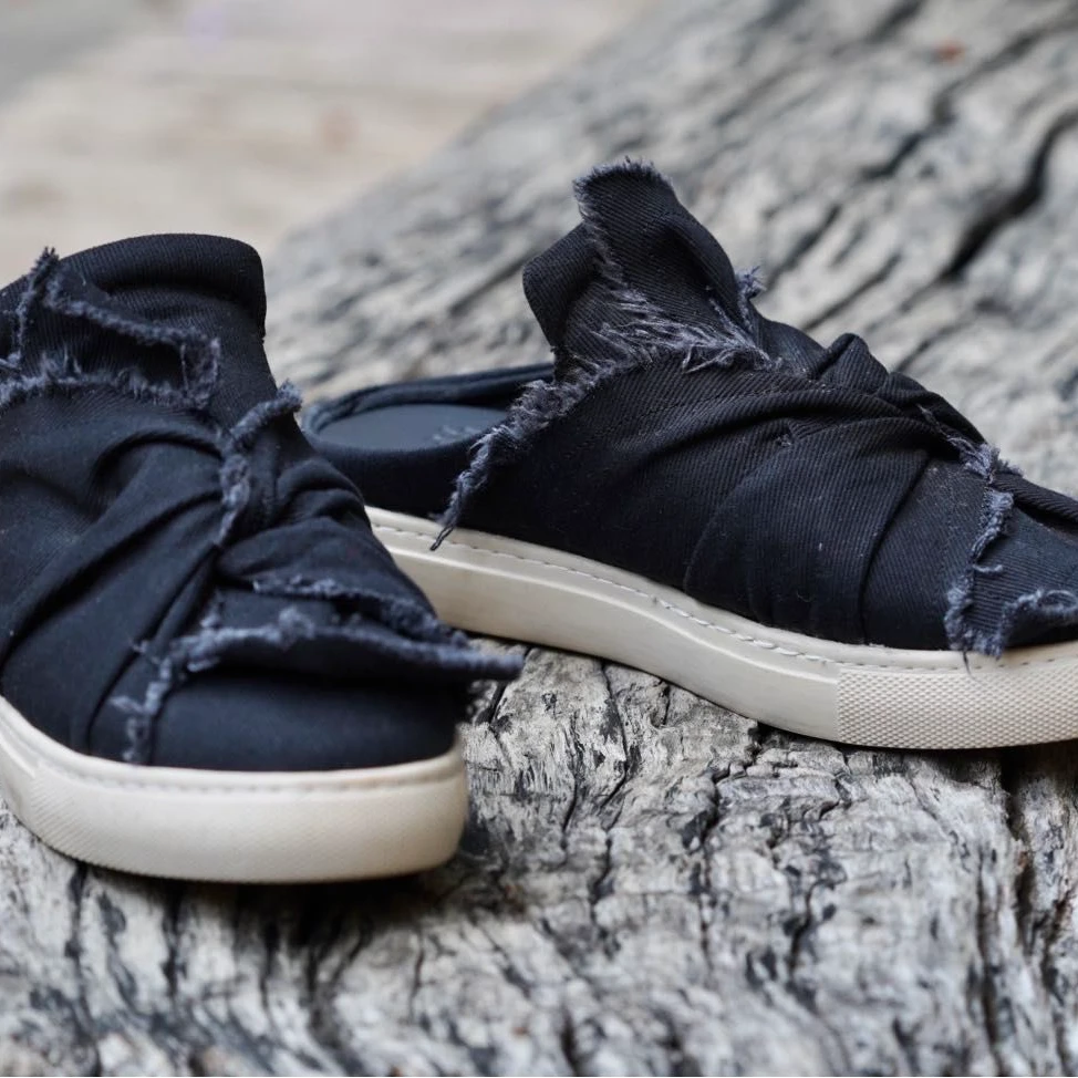 游尘飞雀/休闲帆布拖鞋