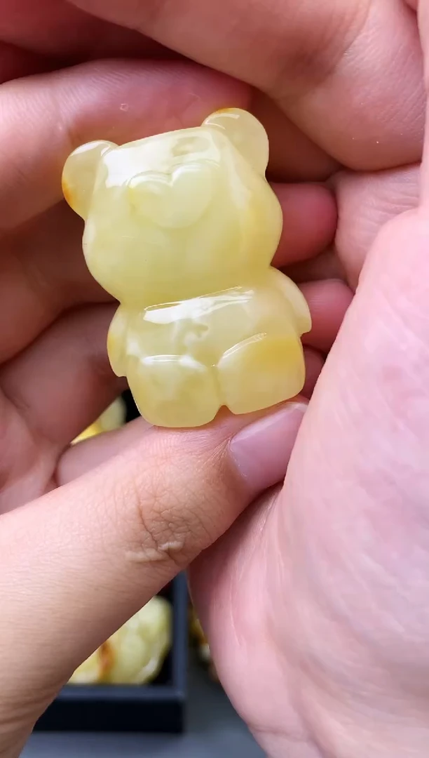 未镶嵌琥珀珠宝奇石39