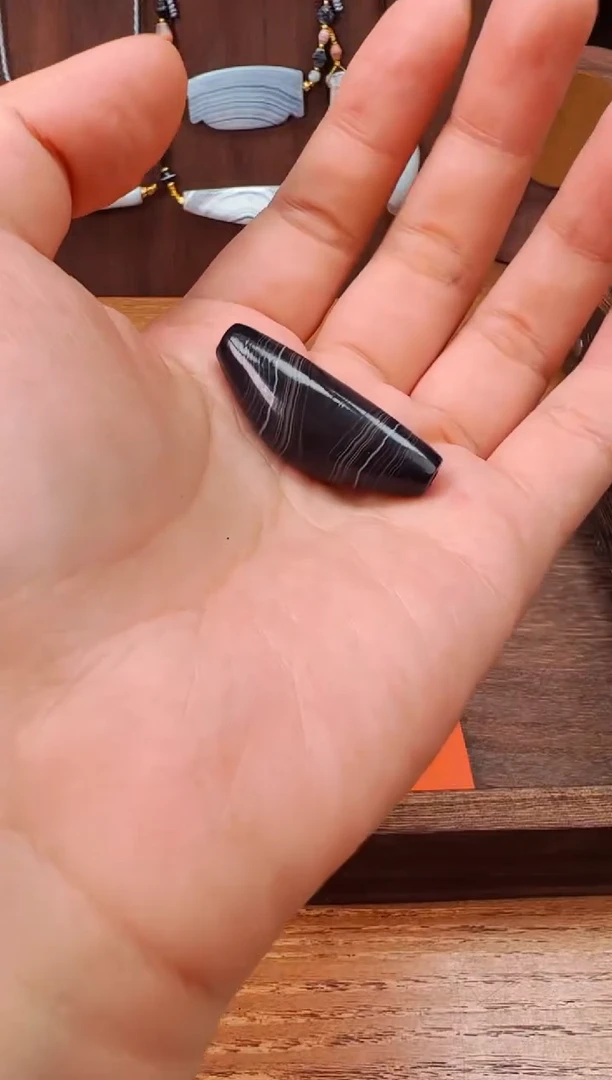 玛瑙/玉髓颈饰未镶嵌【 肖钟出品 】配珠