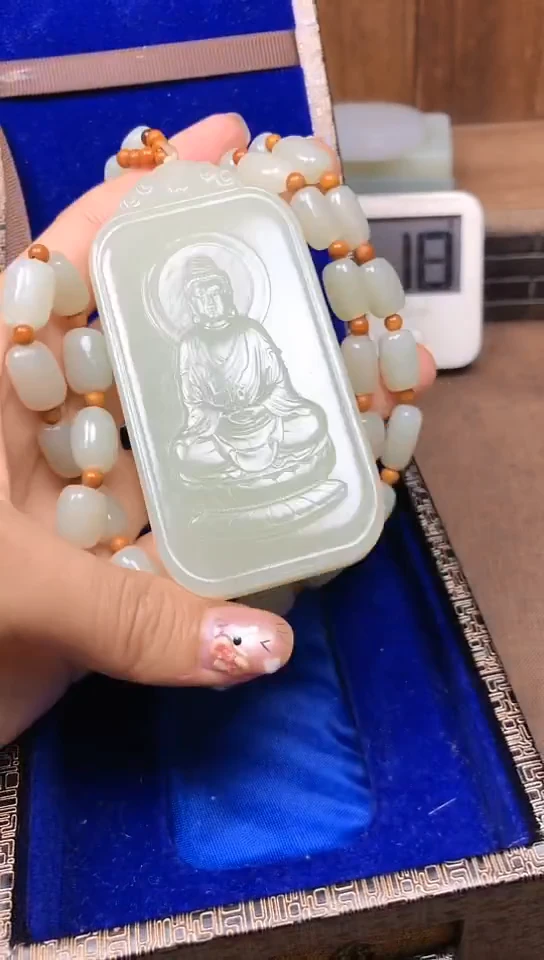 颈饰未镶嵌和田玉m**xm