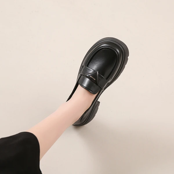 英伦风高跟厚底乐福鞋女2025春秋新款小个子增高单鞋一脚蹬小皮鞋