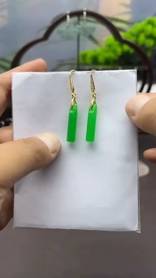 未镶嵌石英质玉（非洲翠）耳饰062