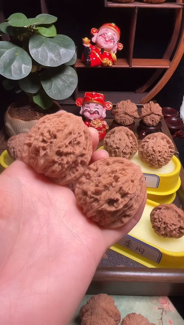 把件文玩核桃麦穗虎头 42