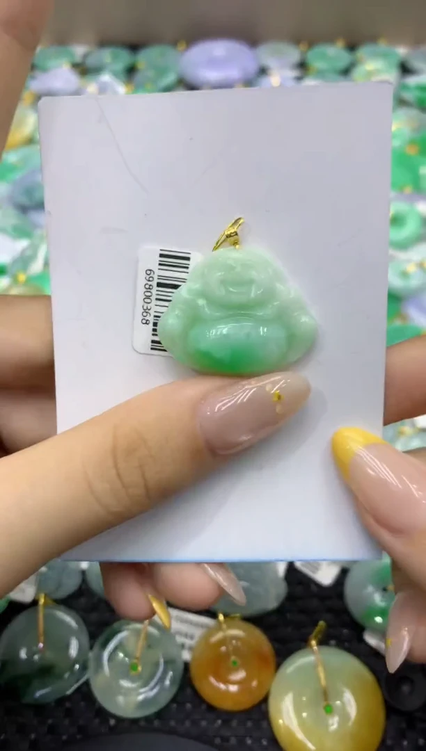 颈饰18K金镶嵌翡翠天然缅甸翡翠A货