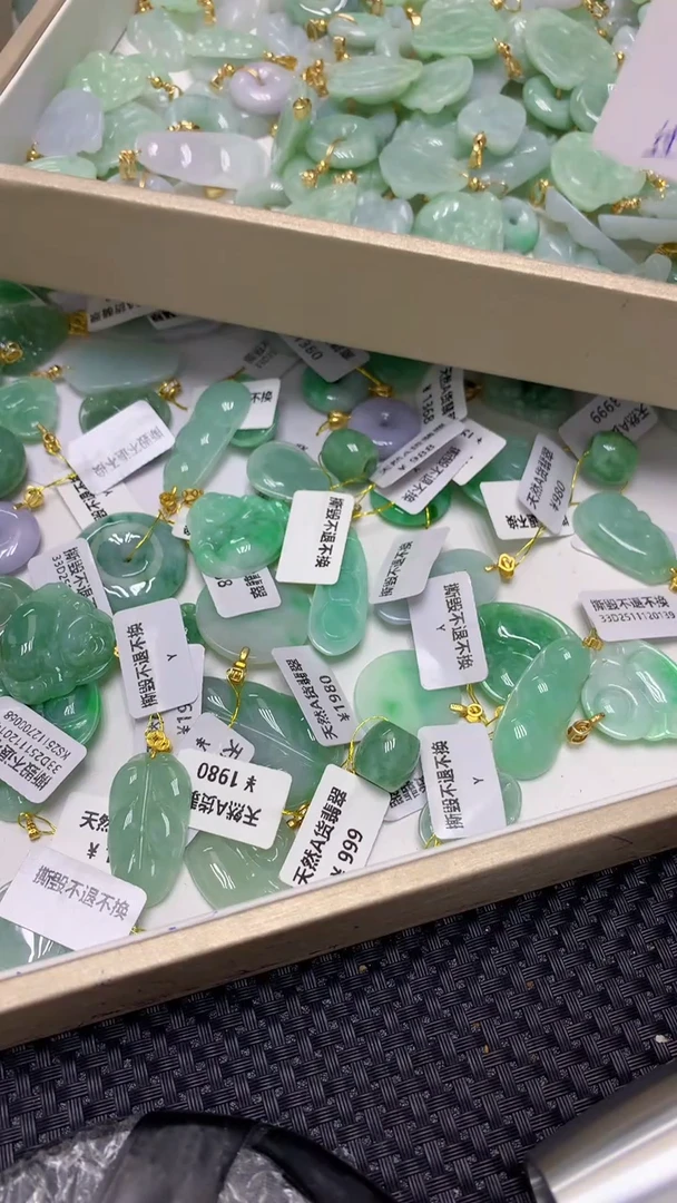 颈饰未镶嵌翡翠翡翠111111111