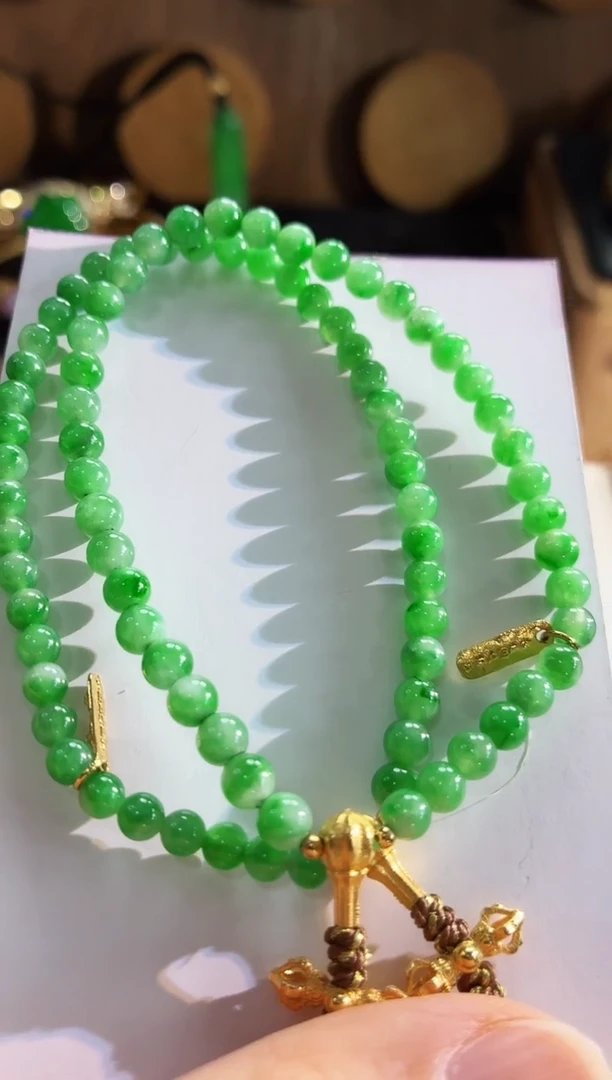 18K金镶嵌手链翡翠手串（多样性发货发一条）