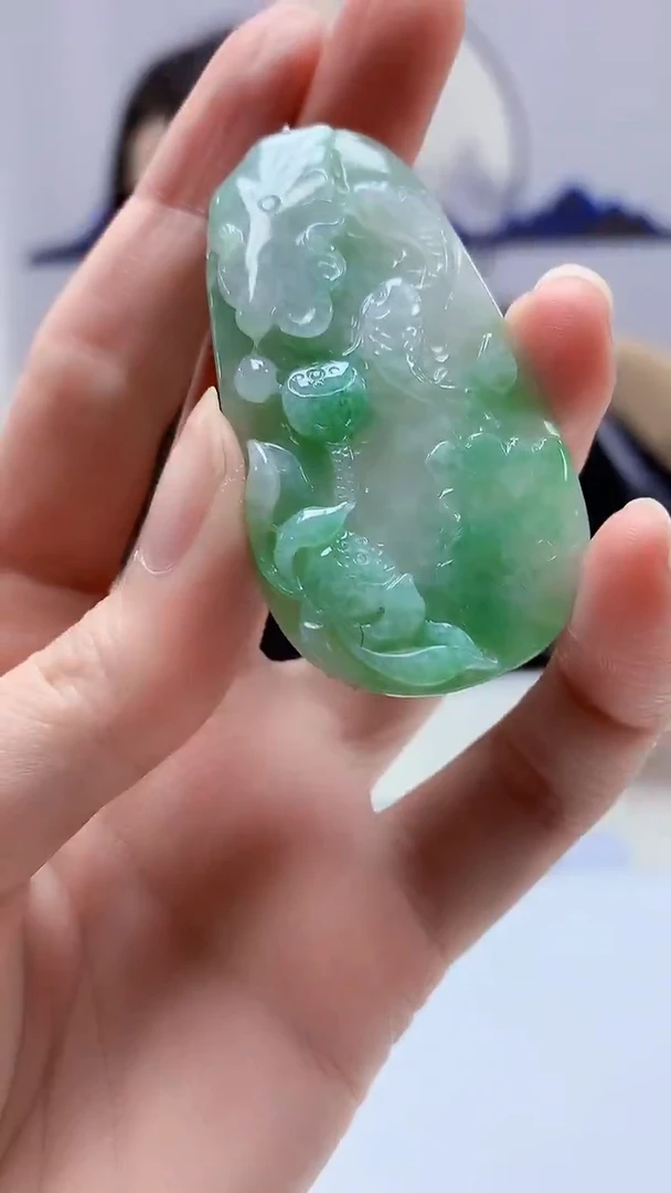 【闪购商品】定制翡翠未镶嵌4829zm-毛货挂件100