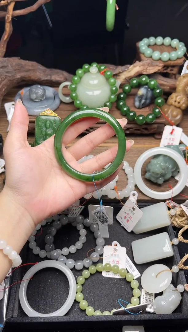 未镶嵌手镯和田玉俄七碧玉 61圈9013935