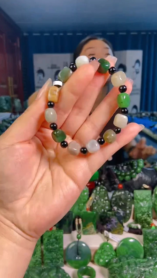 和田玉未镶嵌挂件1