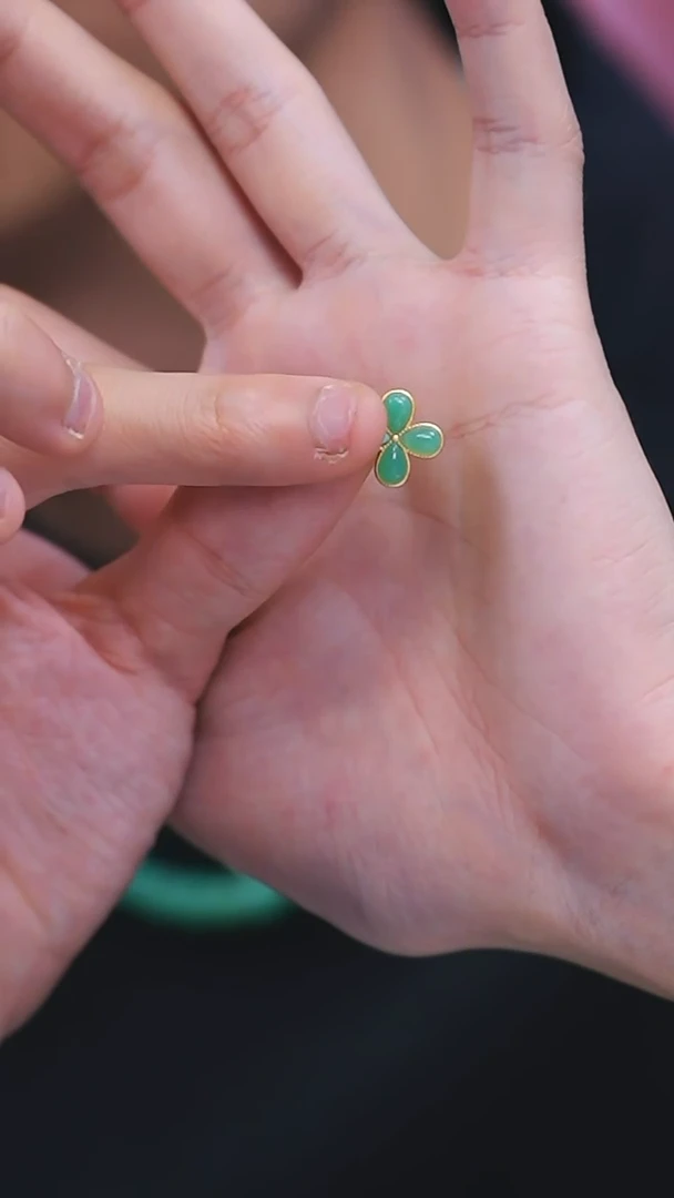 【闪购商品】石英质玉L001澳洲玉四叶草配件/个银S925镶嵌多样性