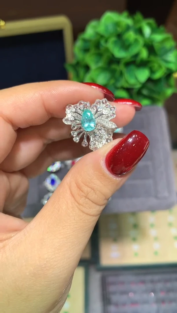 18K金镶嵌戒指碧玺1.02ct