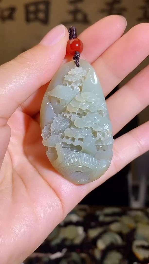 颈饰未镶嵌和田玉1