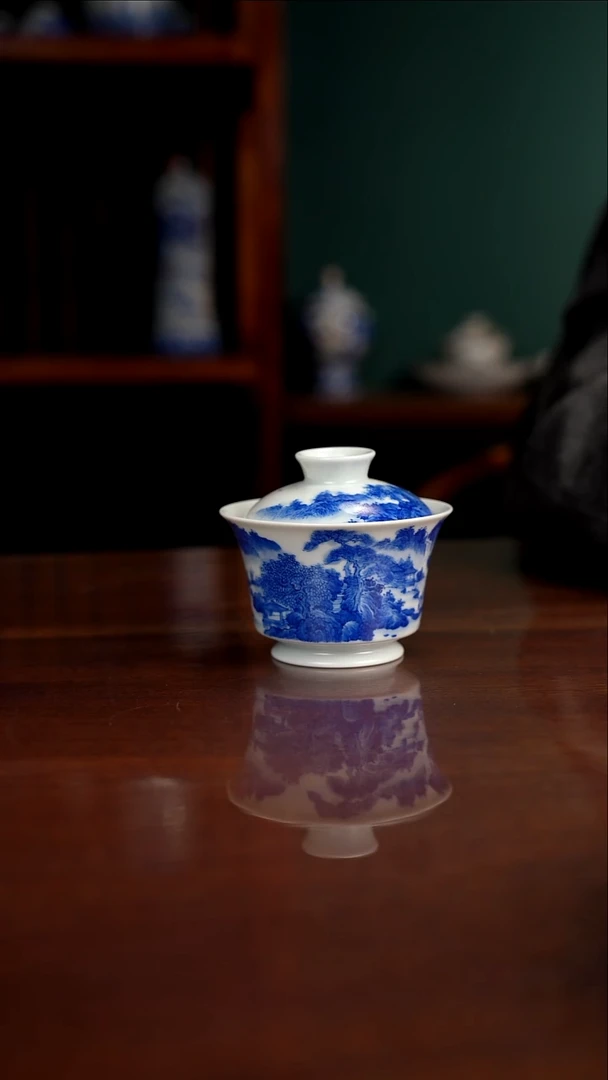 晓月窑青花山水盖碗