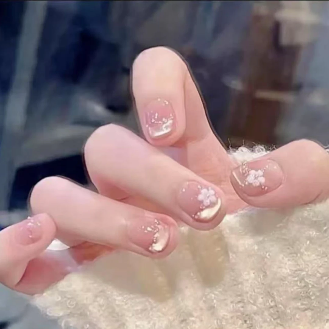 【指尖精灵】立体小花款日常穿戴甲高级感百搭美甲